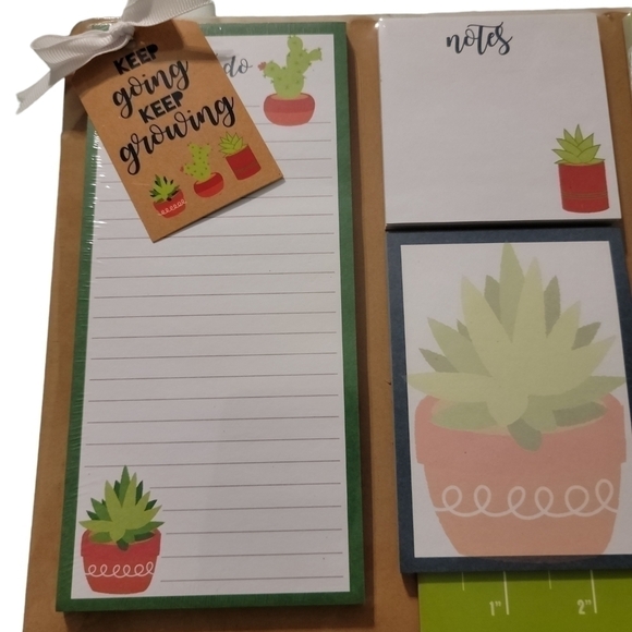 Desk planner New with tags plants notes office gift planning - Picture 3 of 4